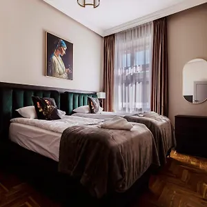top-location-wonderful-apartment-100scm.krakowhotelspoland.com/